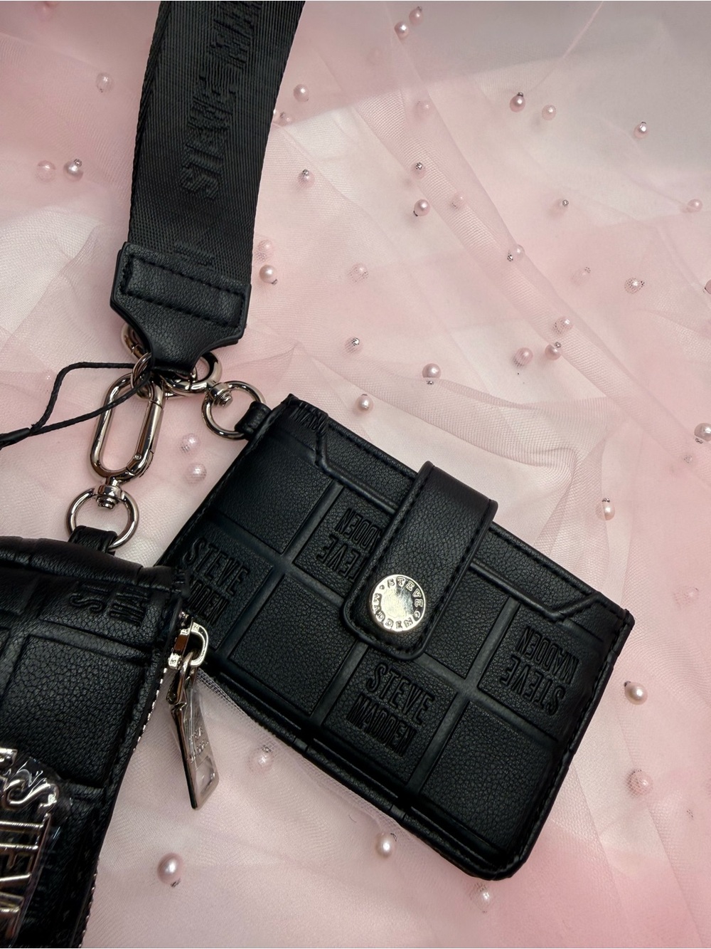 Steve Madden Wristlet - Picture 2 of 4